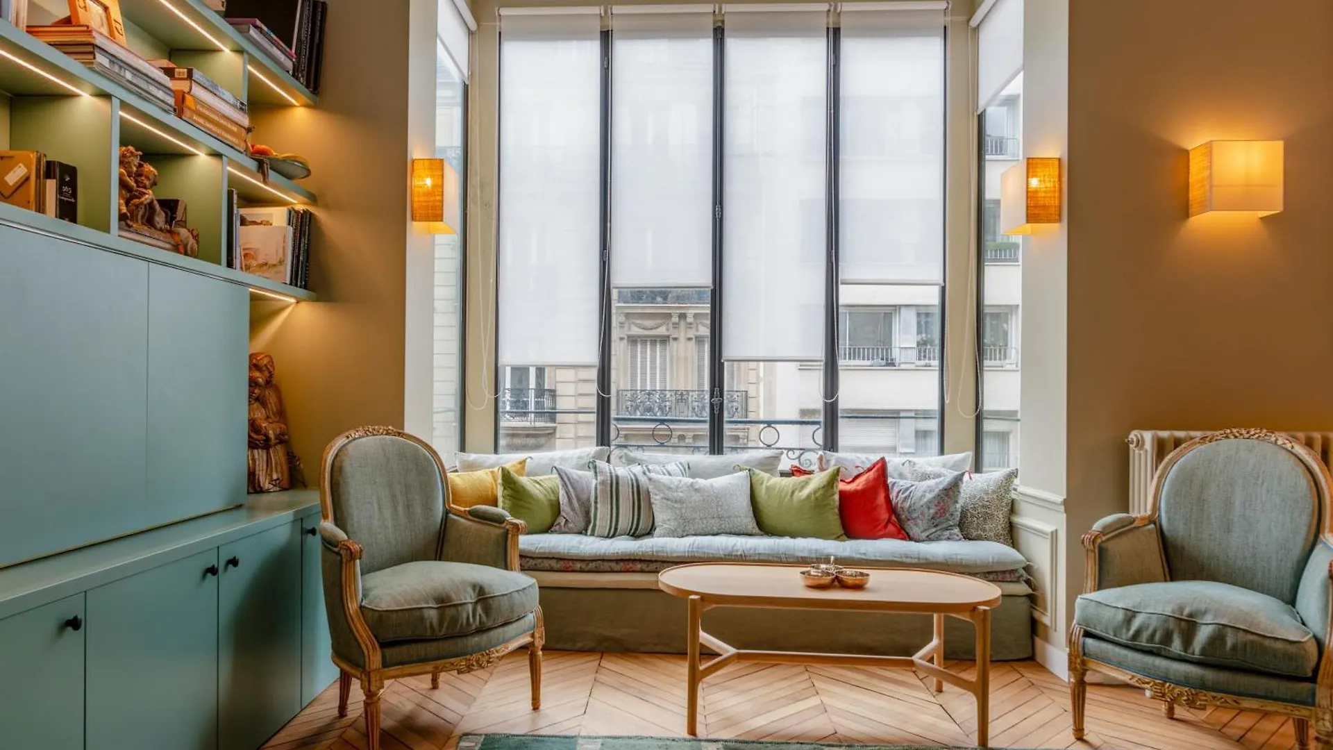 Paris Wagram Design Residence