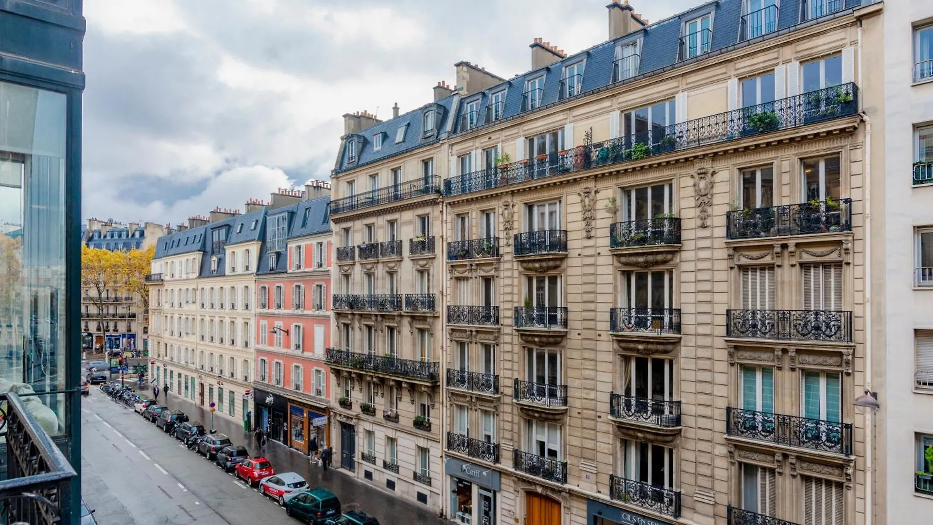 Paris Wagram Design Residence Francie